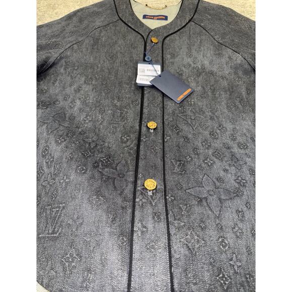 Louis Vuitton Black Embossed Monogram Logo Baseball Shirt Short Sleeve Button L - Picture 8 of 16